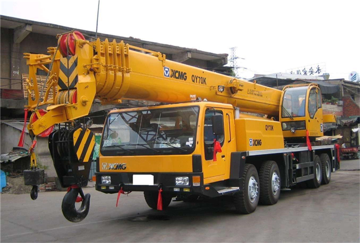 乌兰察布市吊车出租选择重点